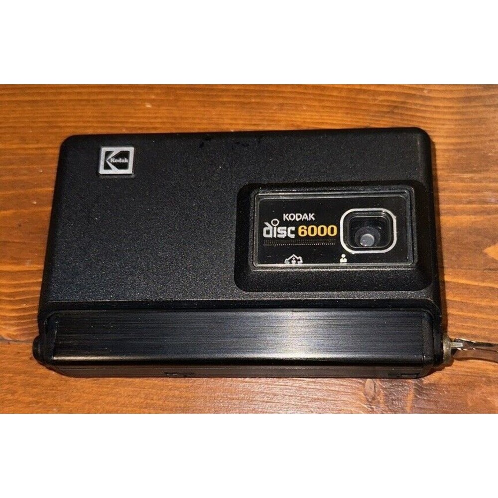Kodak Disc 6000 Camera, Pre-Owned (Untested) Made In USA W Carrying Case
